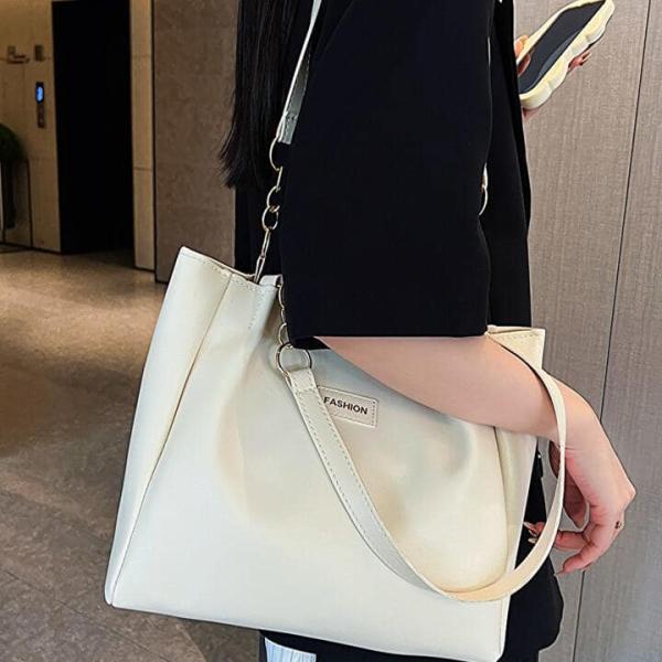 Signature Classic Shoulder Women's Tote Bag – Elevate Your Style!